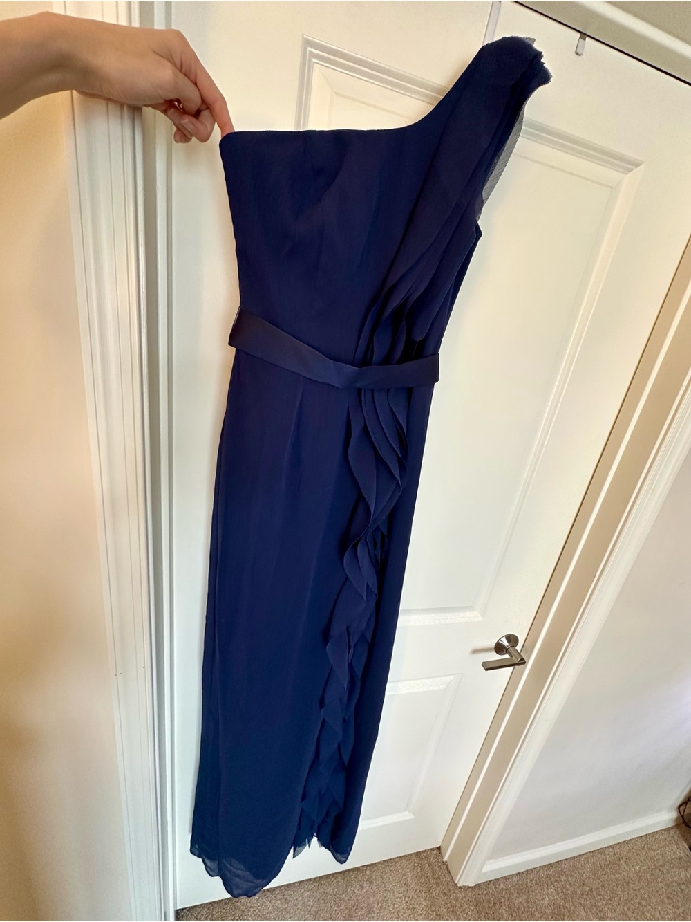 Vera Wang One-Shoulder Navy Gown